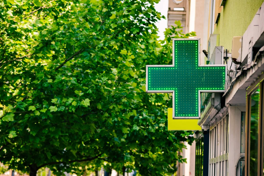 Comment ouvrir une pharmacie ASTERA